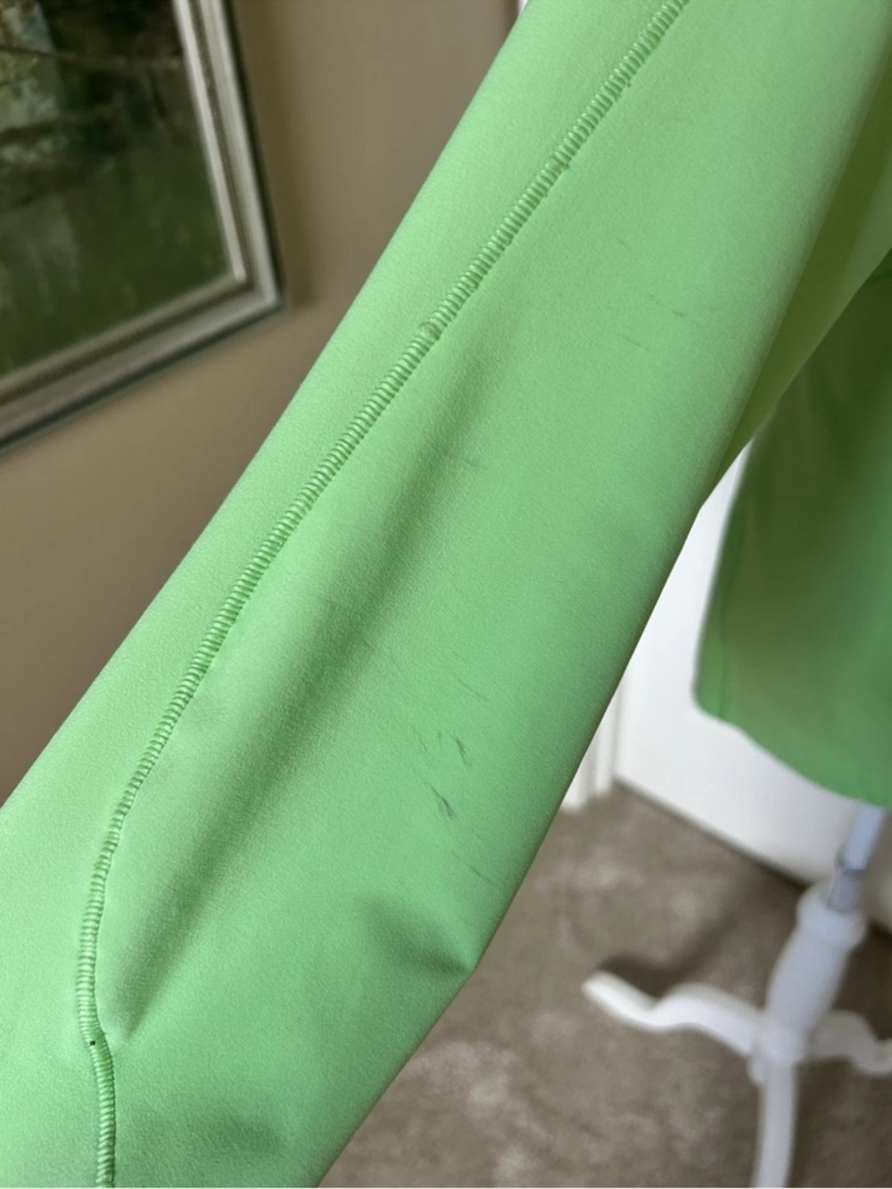 Lululemon Lime Green mist over windbreaker Women’s Hooded Jacket, 6 - Picture 7 of 7